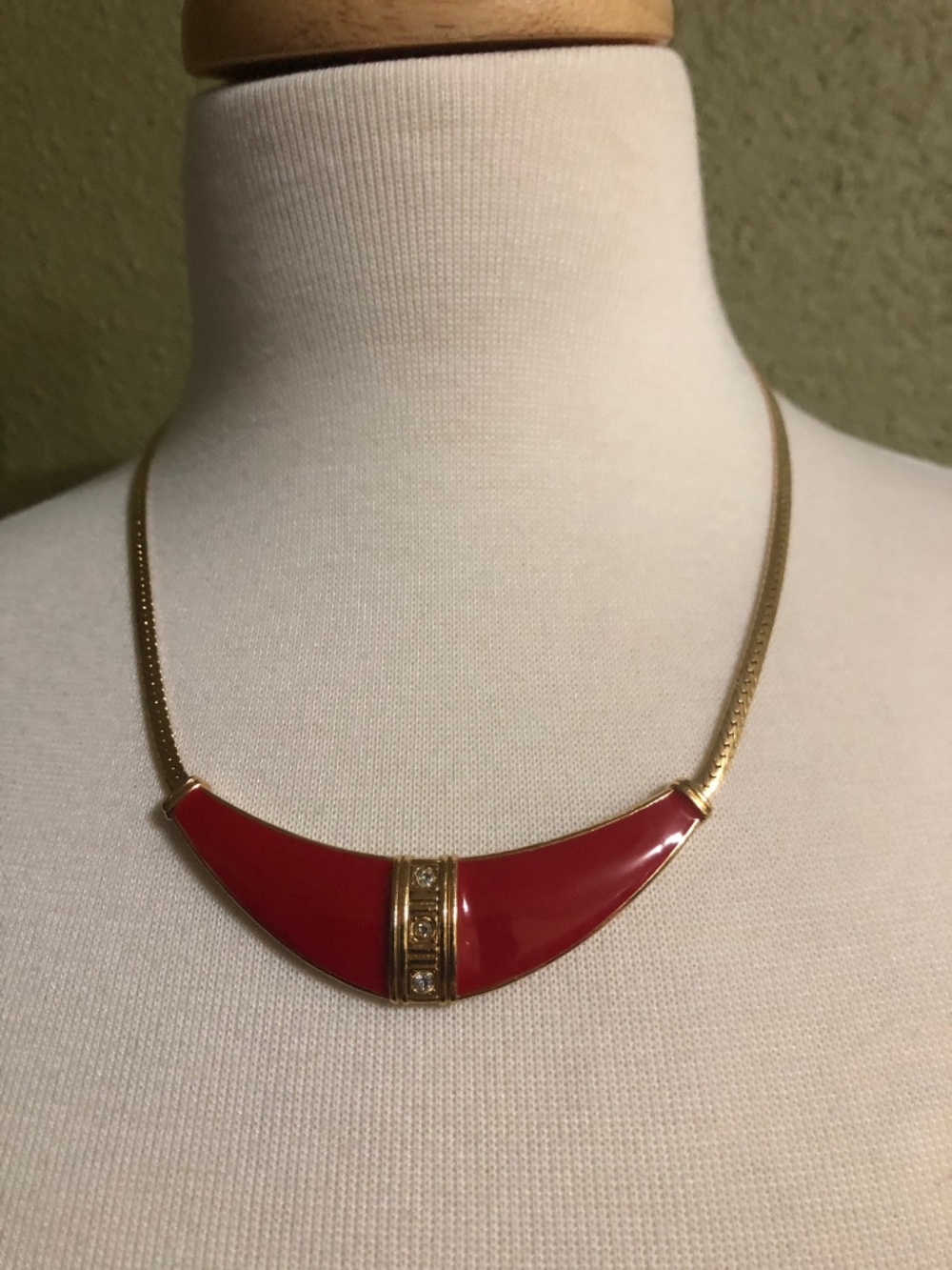 Vintage 1988 Avon Dramatic Style Red Enamel Rhinestone Necklace Gold Herringbone